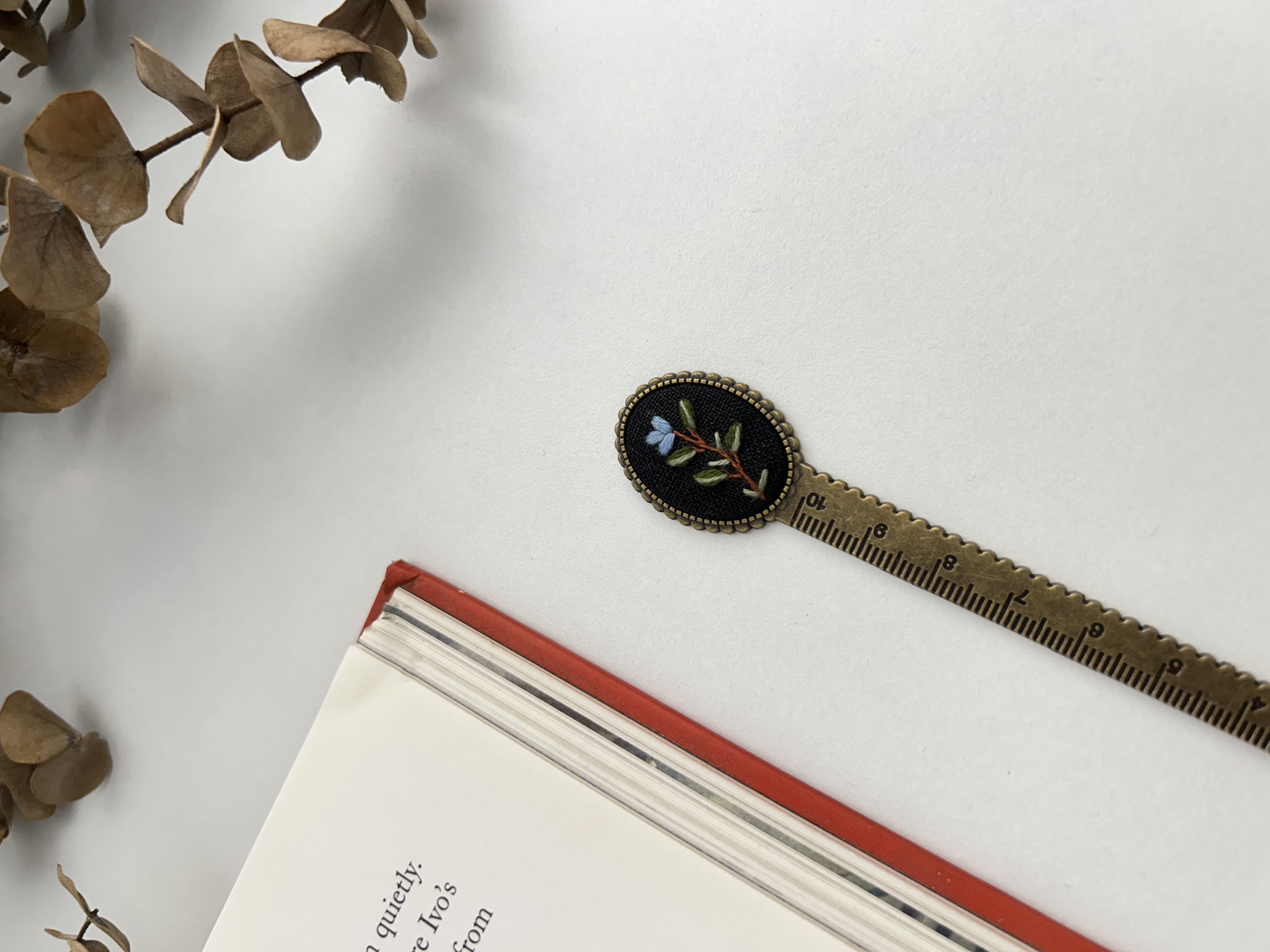 Flower vein bookmark  view 4