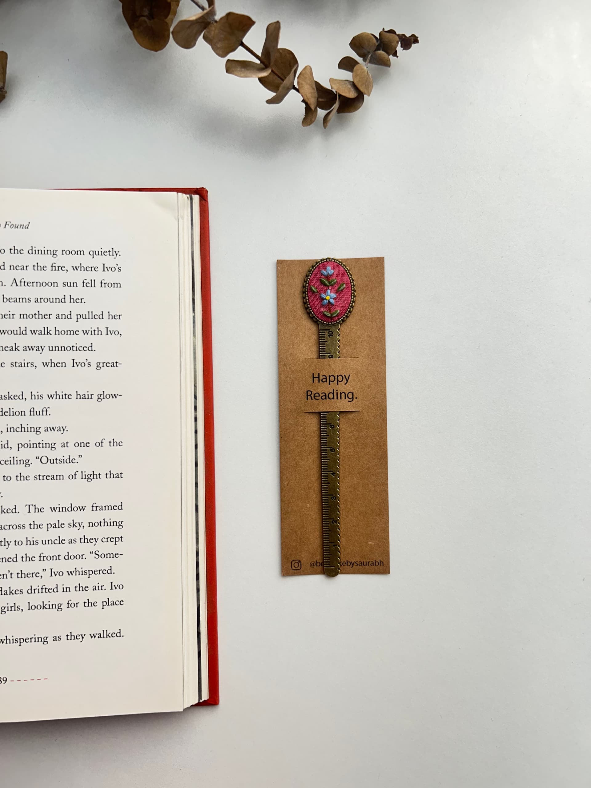 Flower scale bookmark view 1