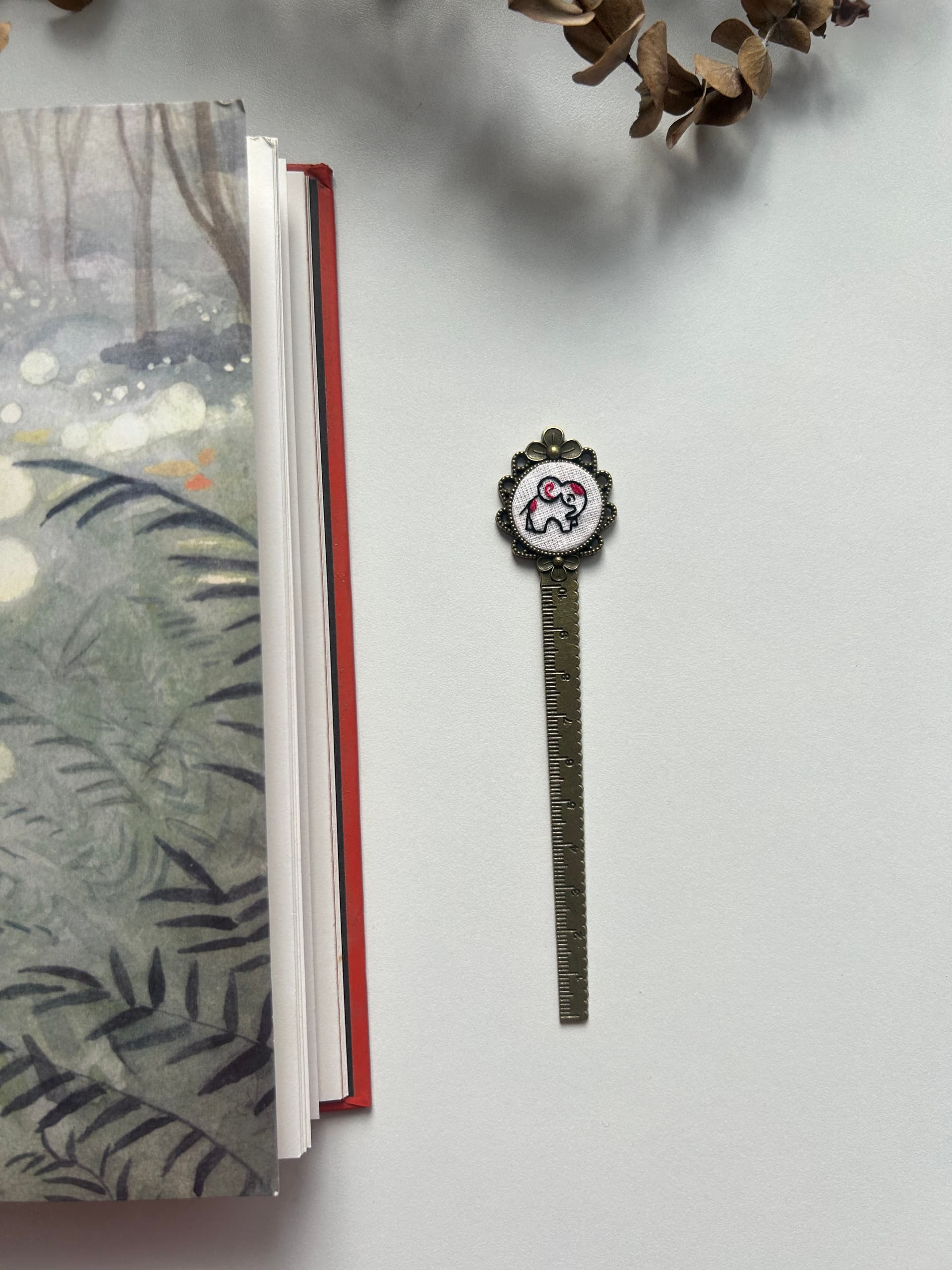 Elephant scale bookmark view 3