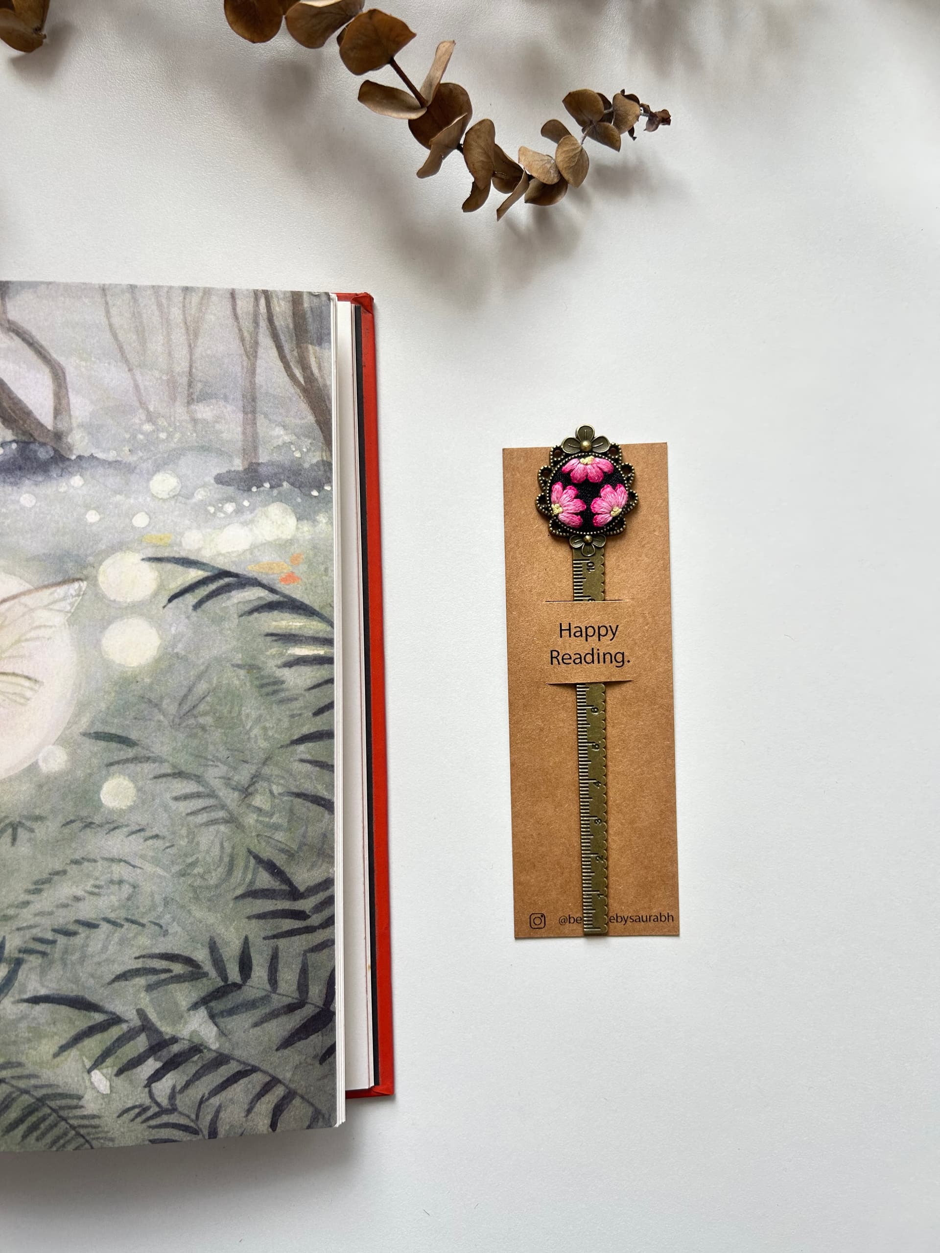 Shaded flower scale bookmark  view 1