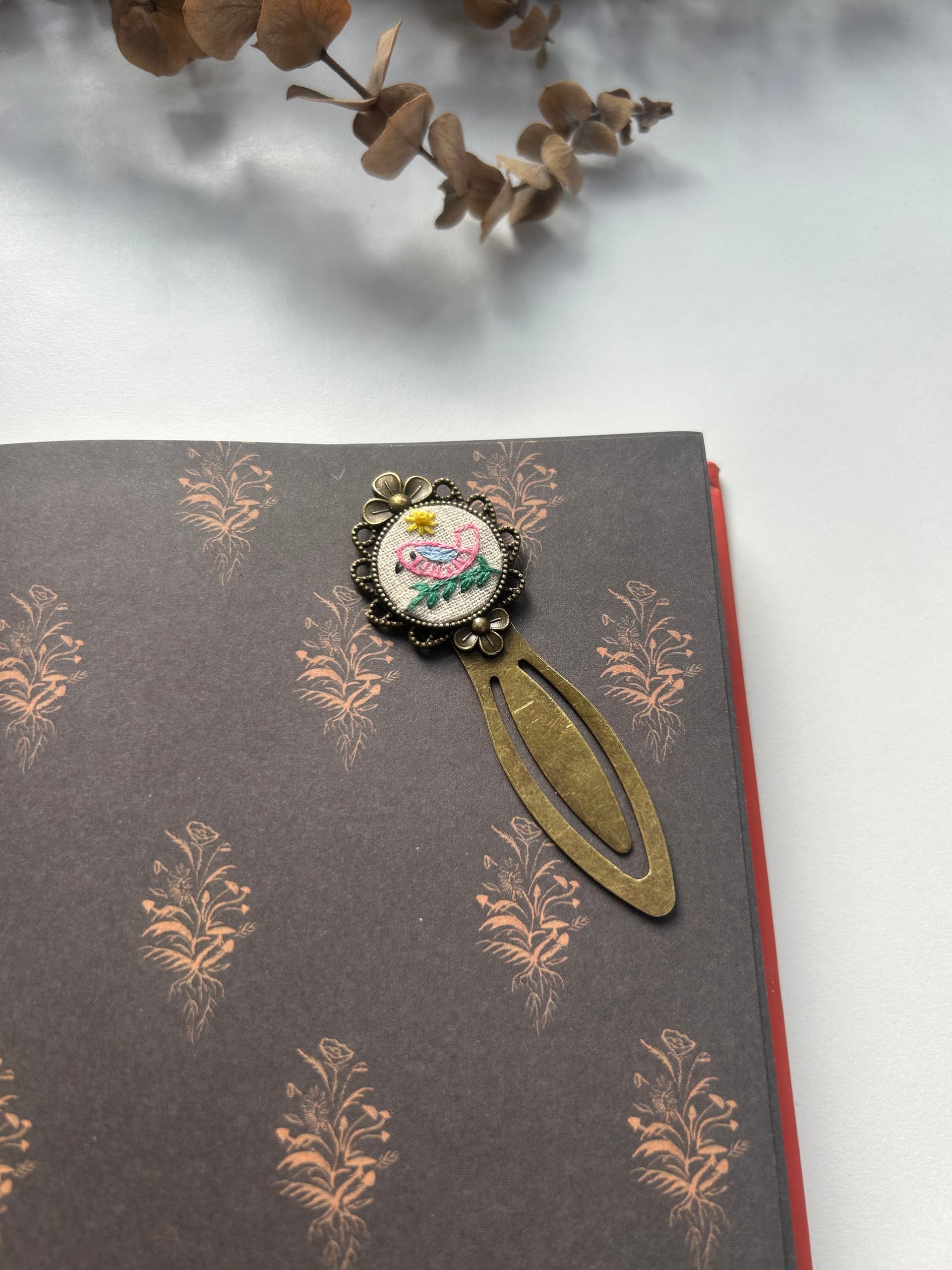 Bird on branch bookmark view 3