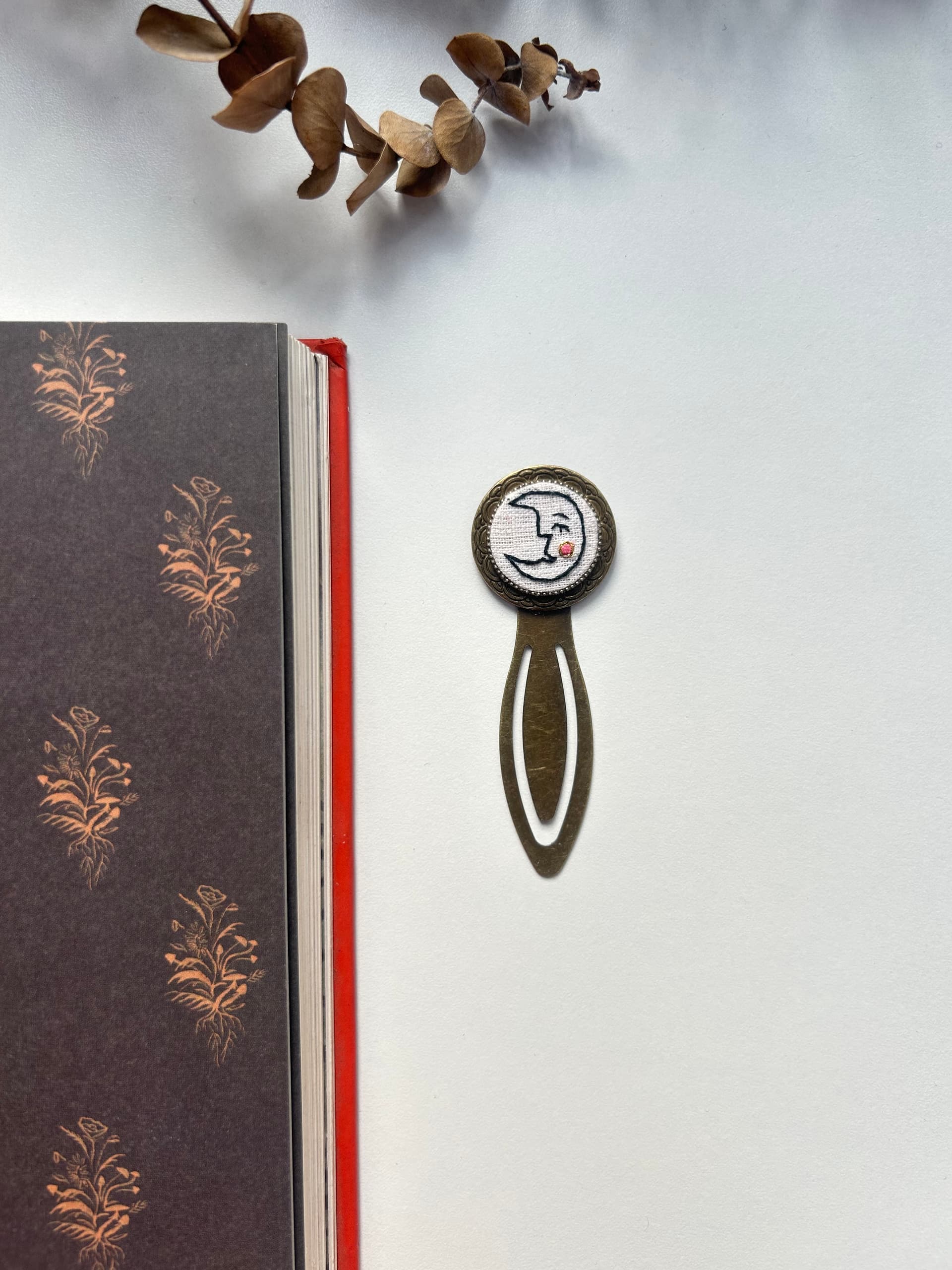 Moon bookmark  view 1