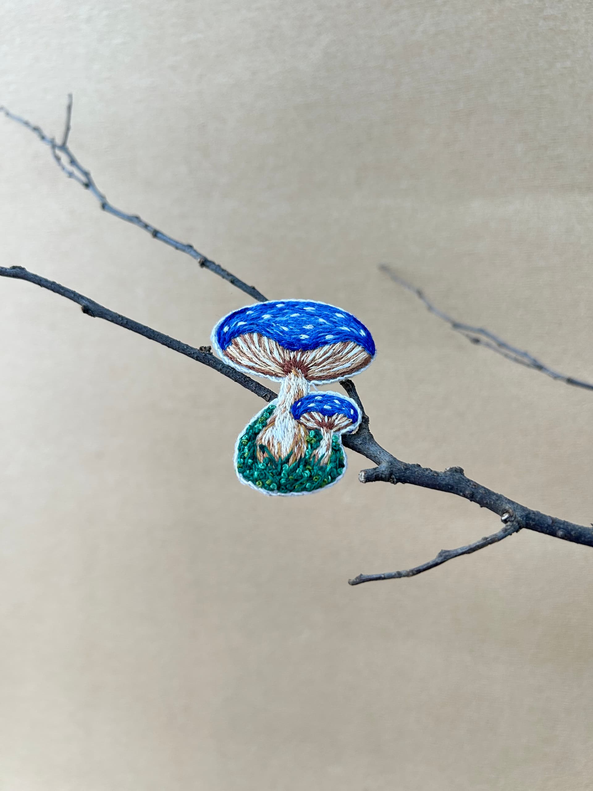 Mushroom Brooch pin 🍄 view 2