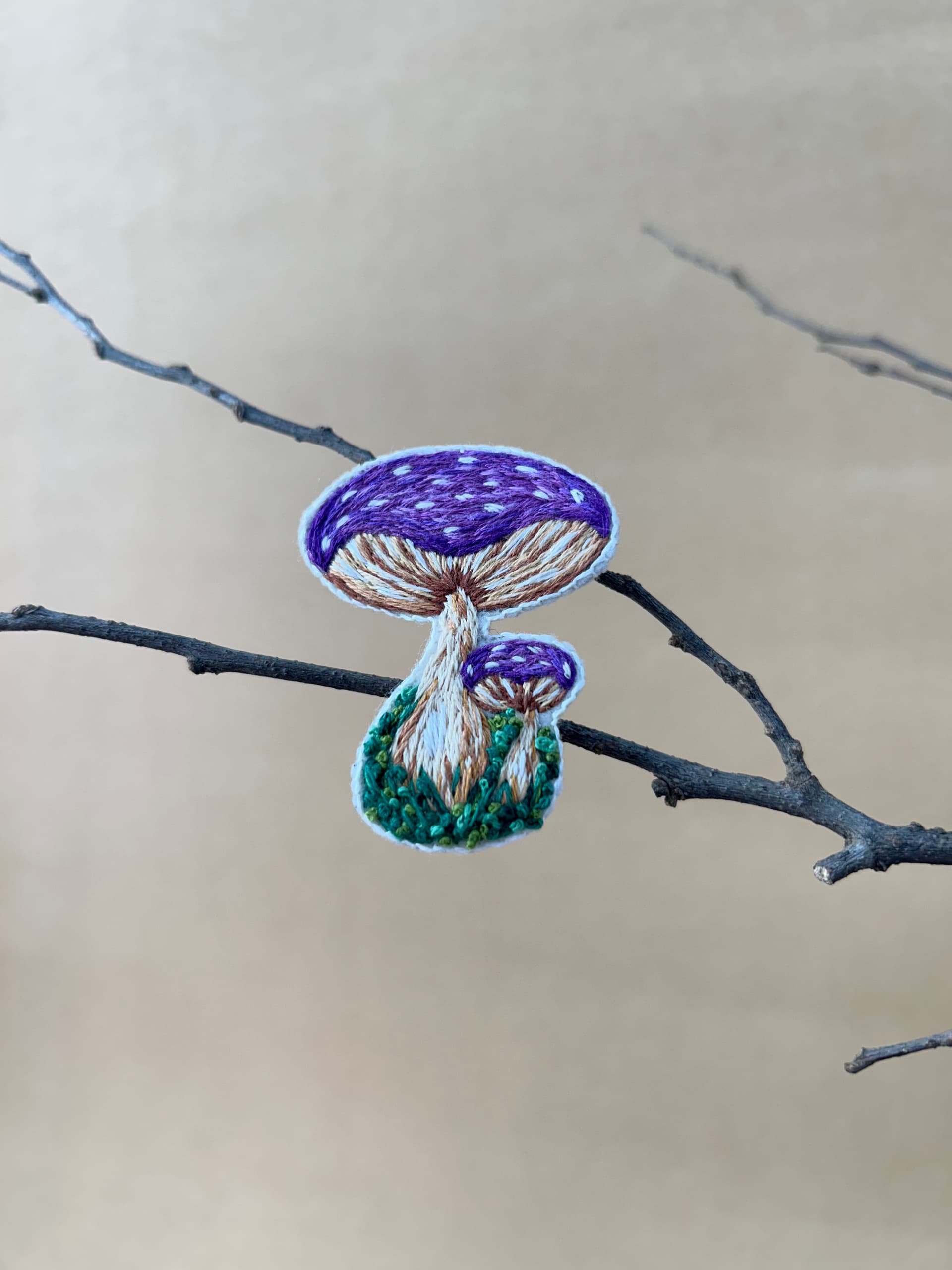 Mushroom Brooch pin 🍄 view 3