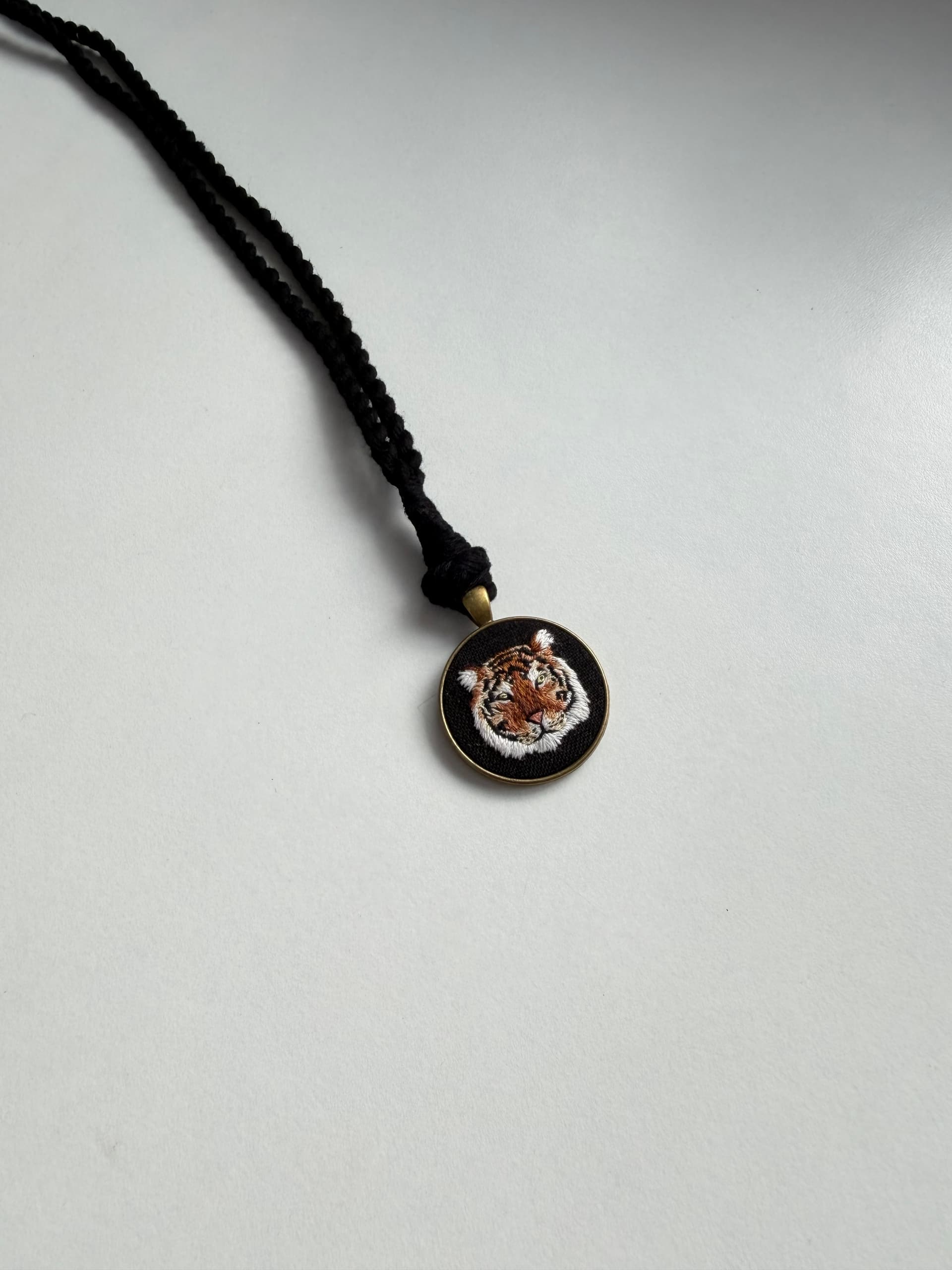 Tiger pendant view 2
